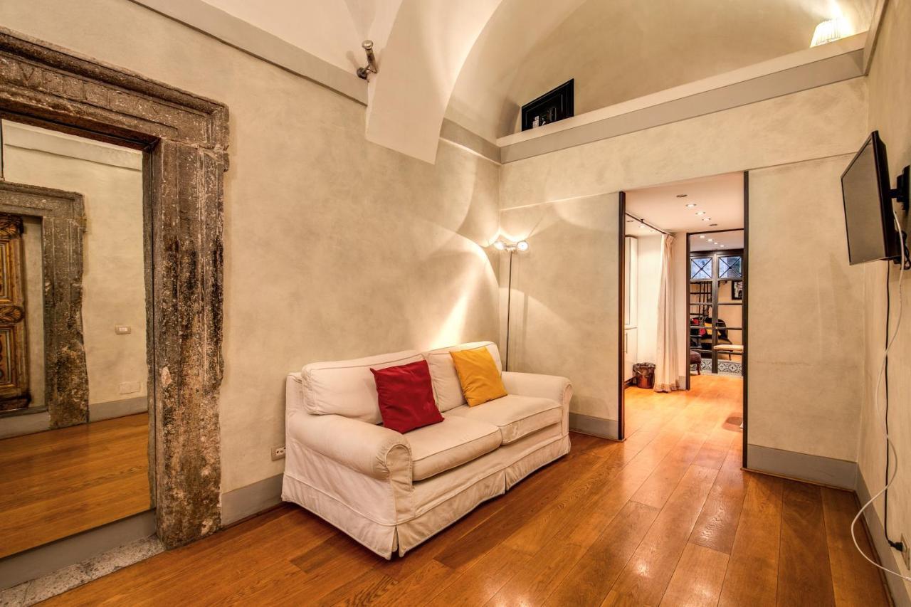 Magenta Luxury Specchi Casa vacanze