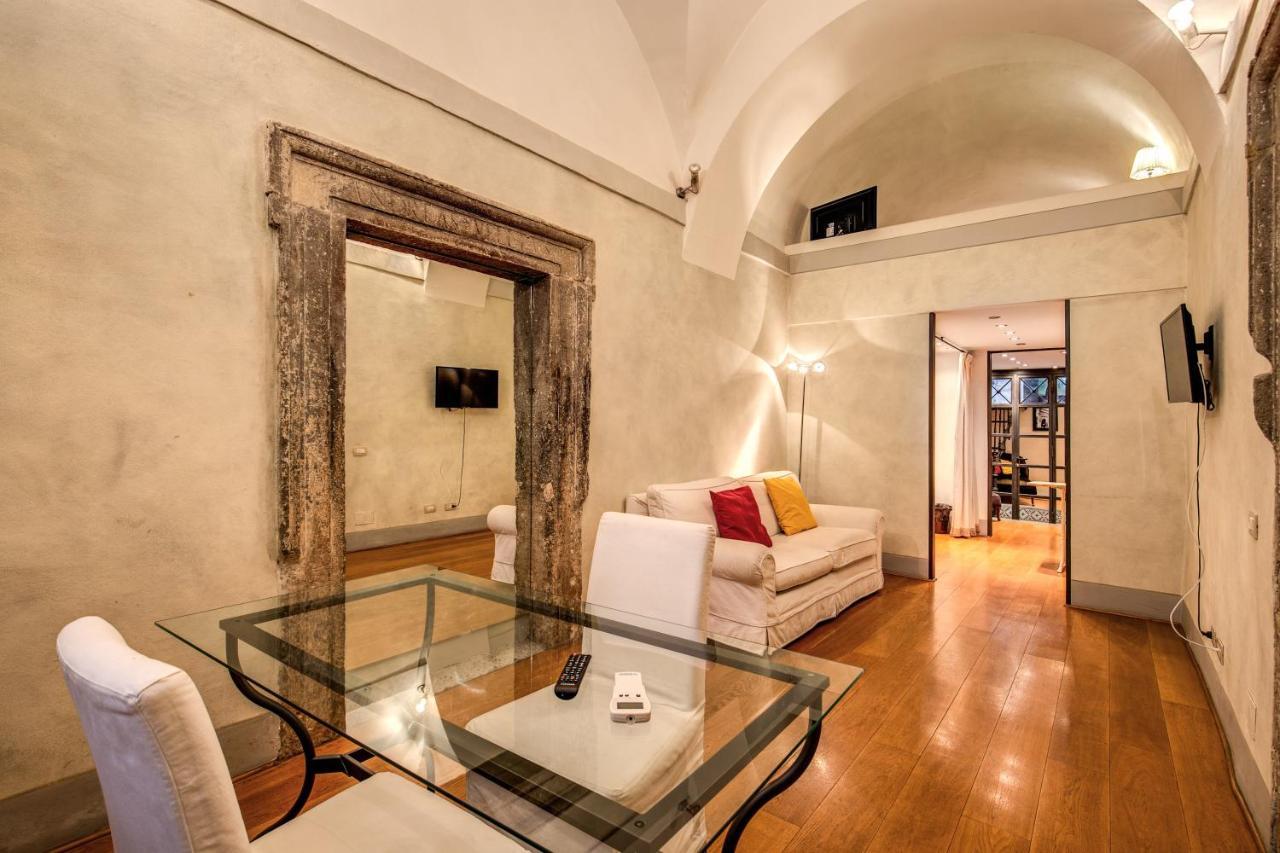 Magenta Luxury Specchi Roma
