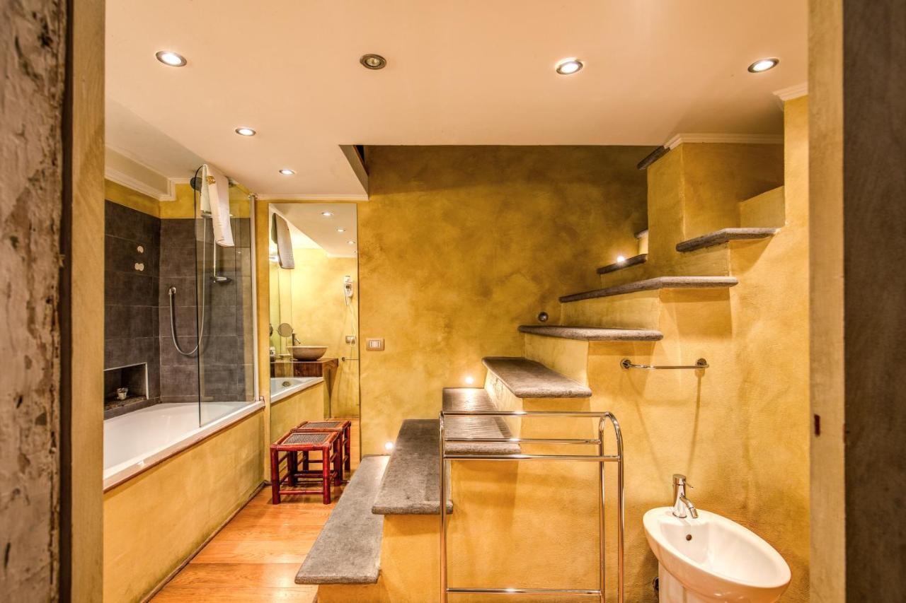 Magenta Luxury Specchi Roma